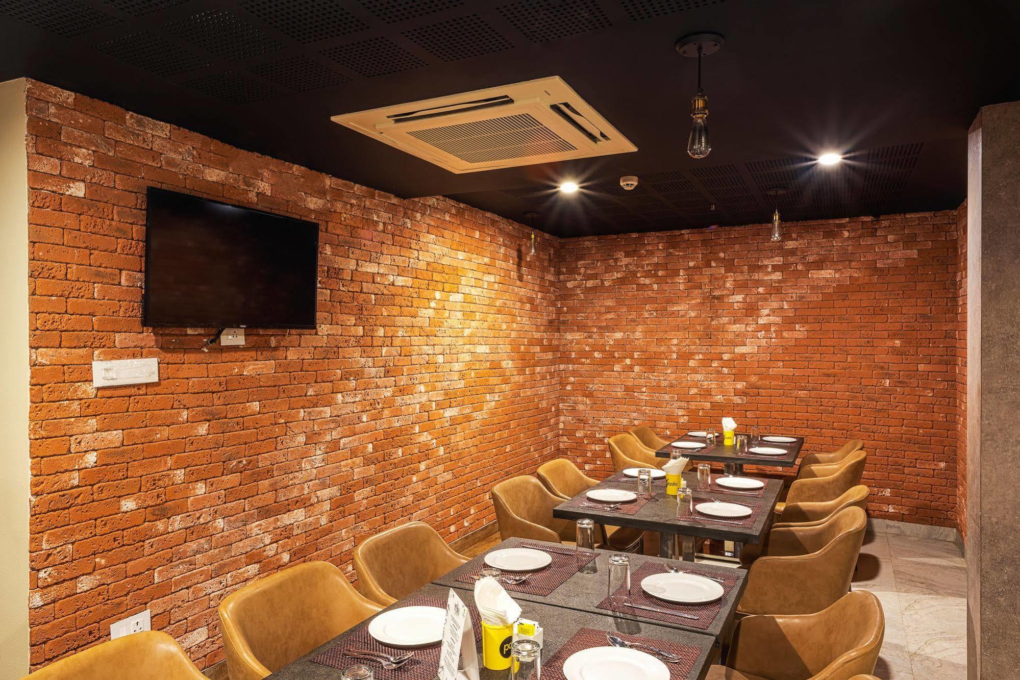 Hotel Treebo Fourth Avenue Chennai Esterno foto