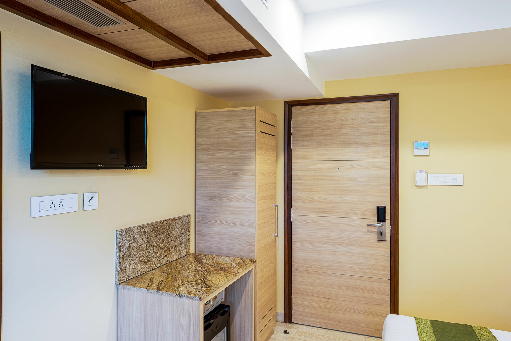 Hotel Treebo Fourth Avenue Chennai Esterno foto