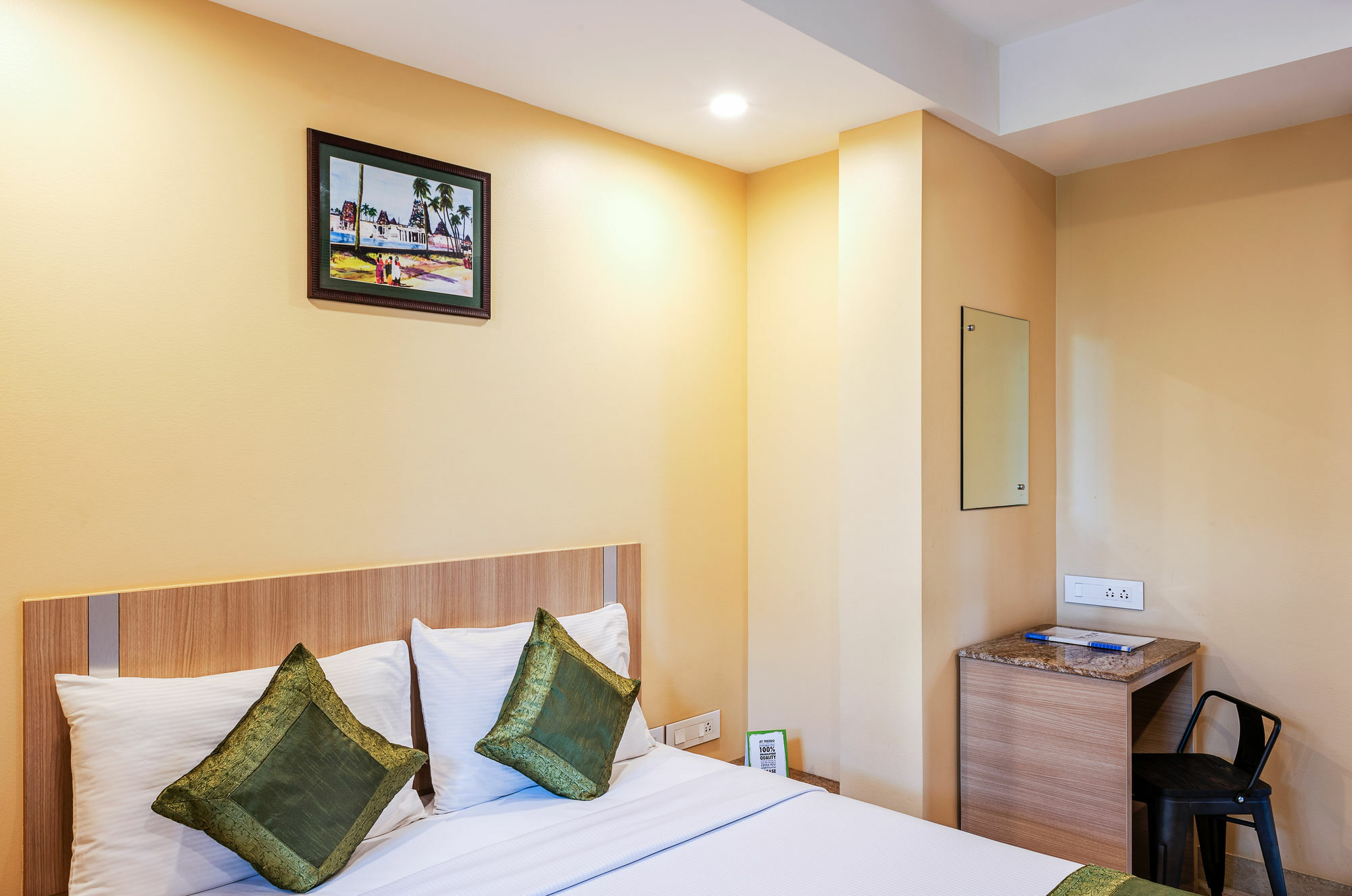 Hotel Treebo Fourth Avenue Chennai Esterno foto