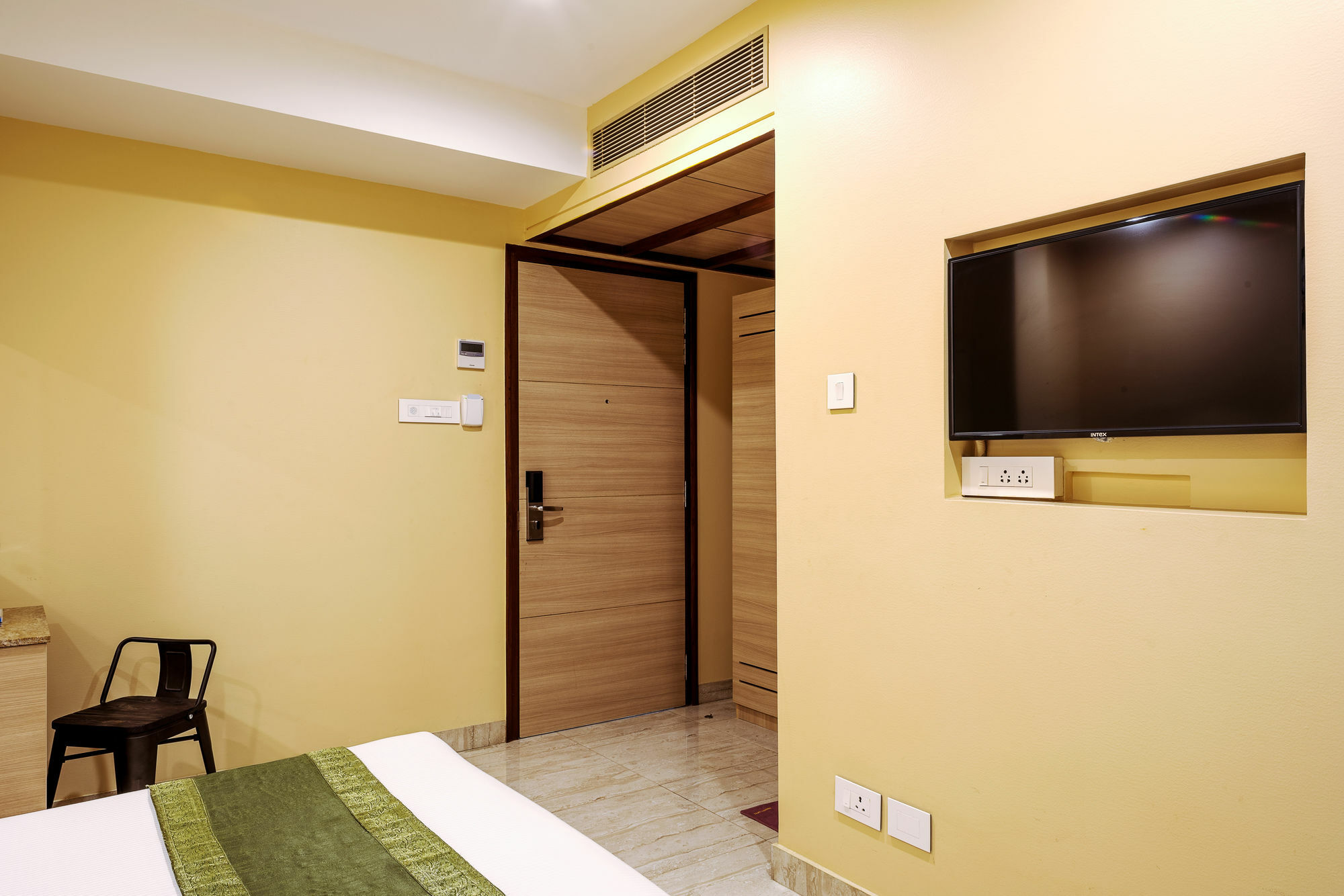 Hotel Treebo Fourth Avenue Chennai Esterno foto