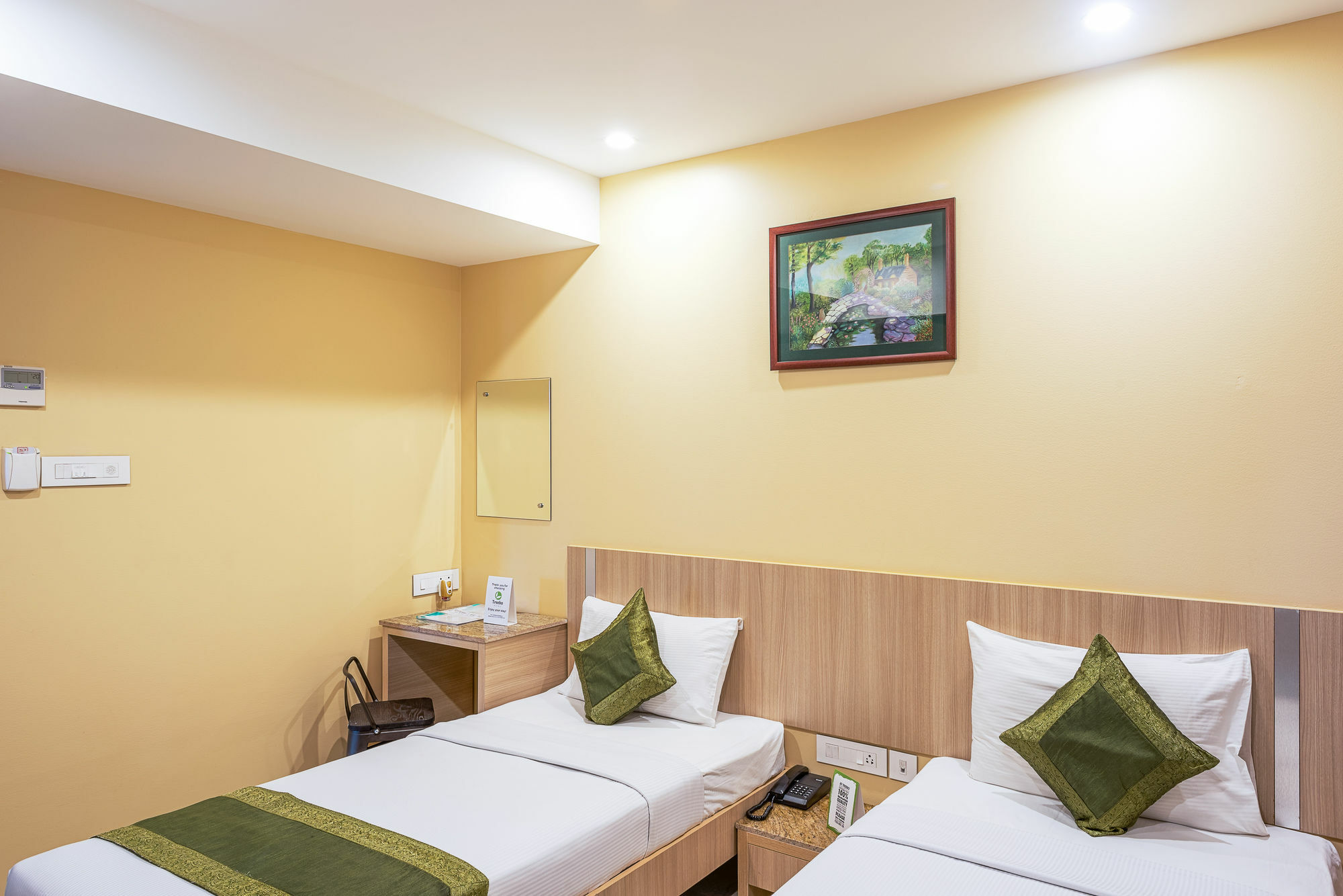 Hotel Treebo Fourth Avenue Chennai Esterno foto
